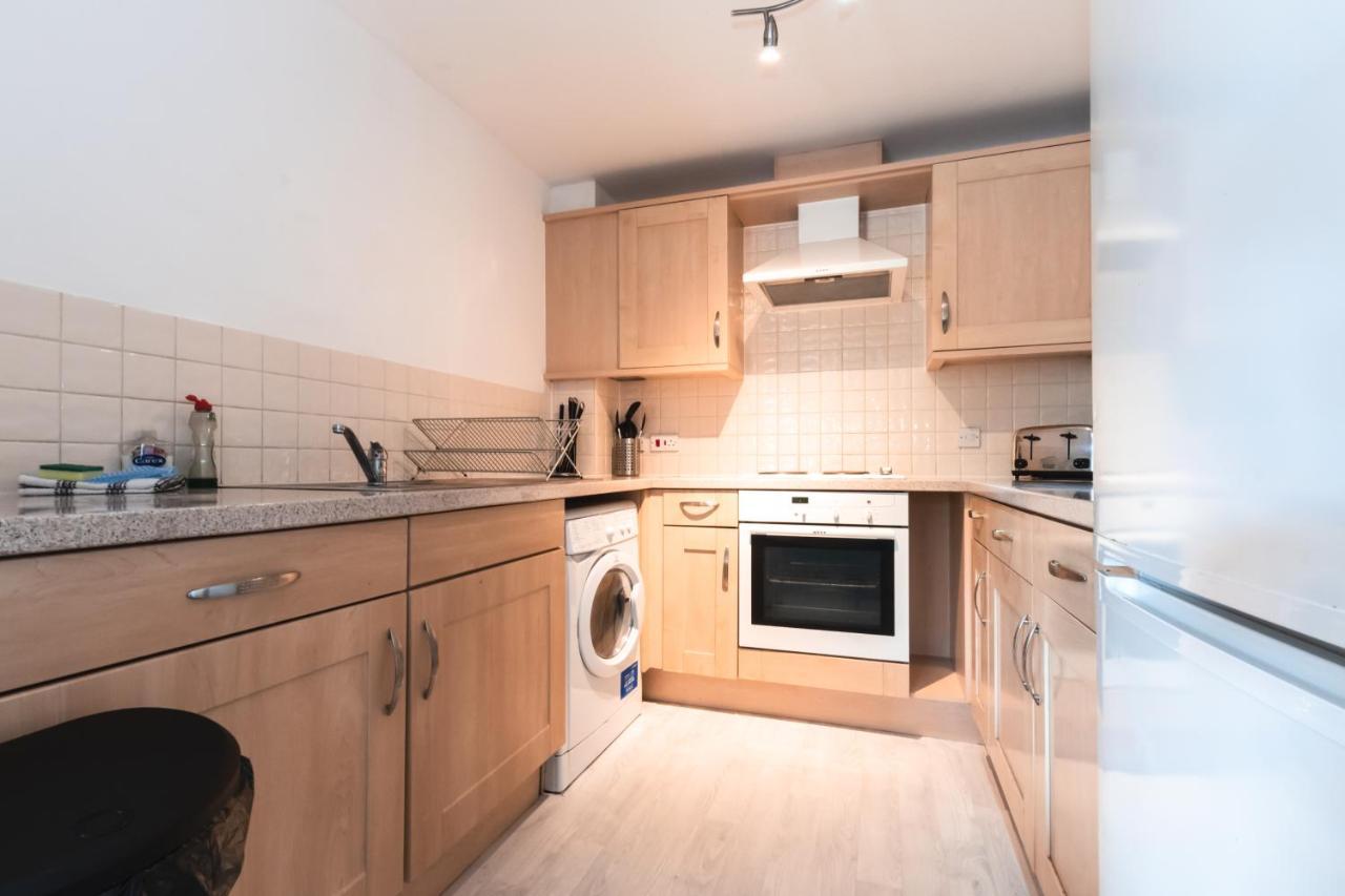 Best Price! 2 Bed City Centre - 4 Single Beds Or 2 Super King, Smart Tvs, Sofa Bed & Free Secure Parking Southampton Exterior foto