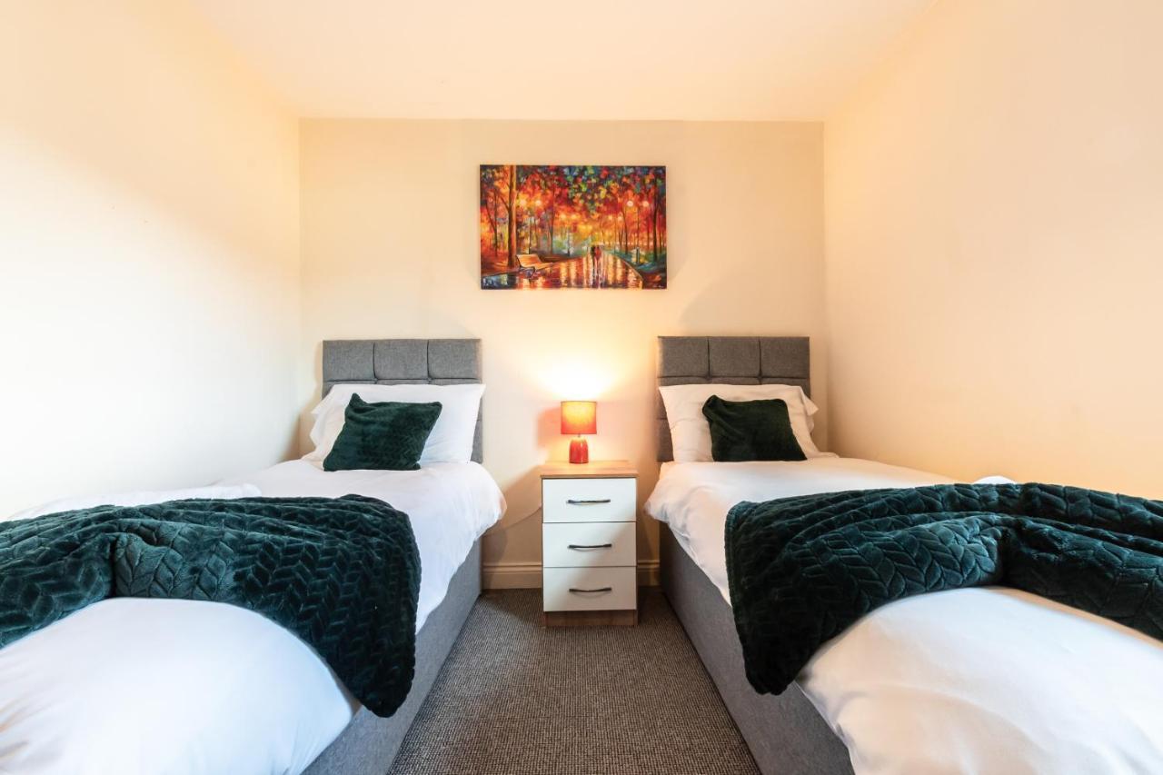 Best Price! 2 Bed City Centre - 4 Single Beds Or 2 Super King, Smart Tvs, Sofa Bed & Free Secure Parking Southampton Exterior foto